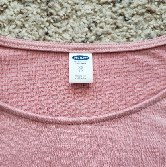 Old Navy blush pink blouse - Picture 3 of 4